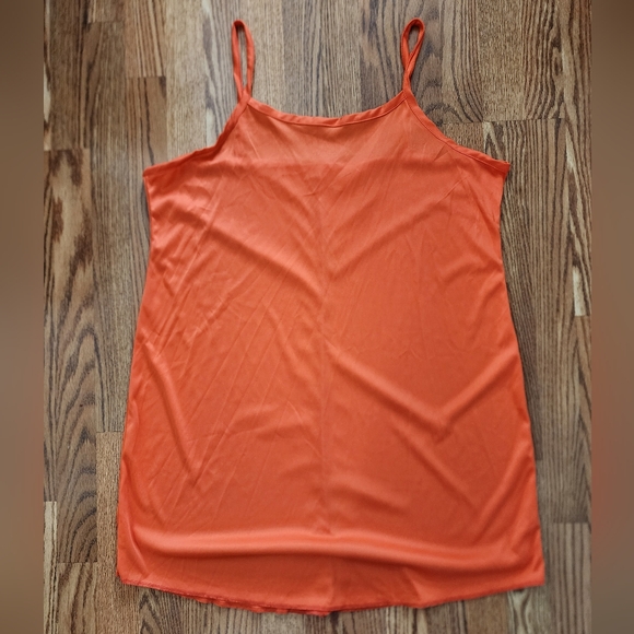 Beach coverup - Picture 4 of 4